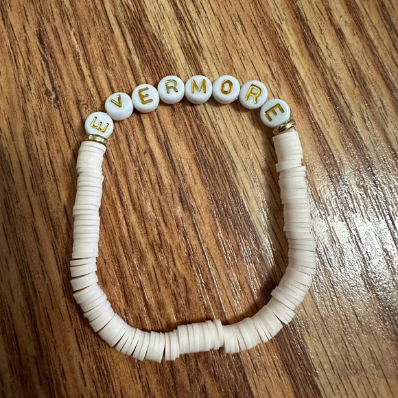 NWOT Friendship Bracelets Set 11 Pieces Album Inspired - Picture 9 of 15